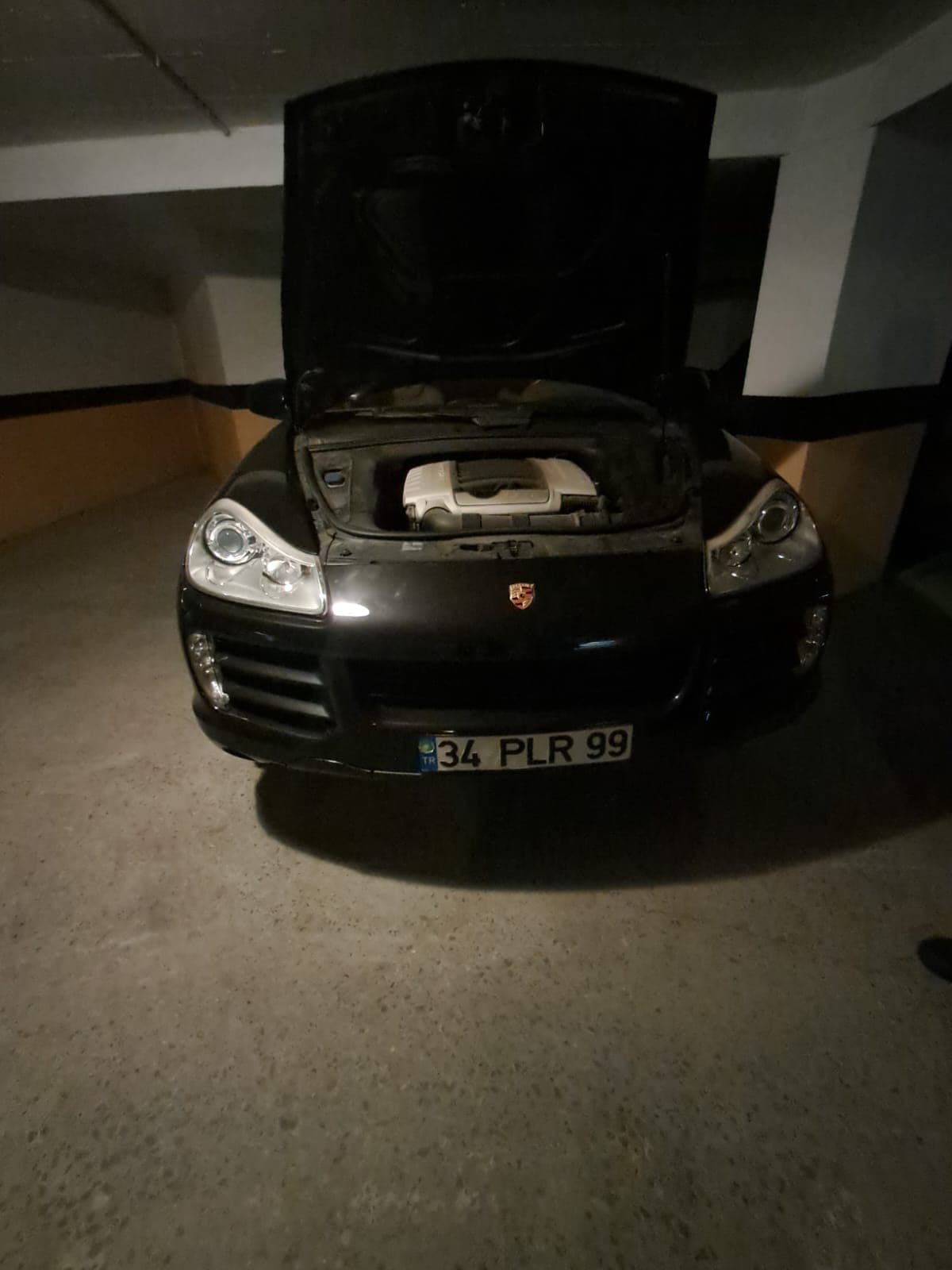 Porsche Cayenne motor arızalı